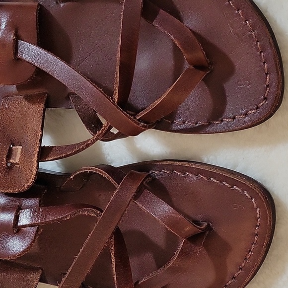 DARK BROWN GENUINE LEATHER SANDAL SIZE 6 - Picture 2 of 10